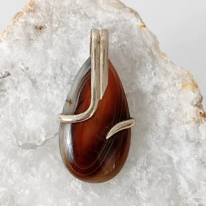 COLGANTE de ÁGATA BOSTWANA GOTA